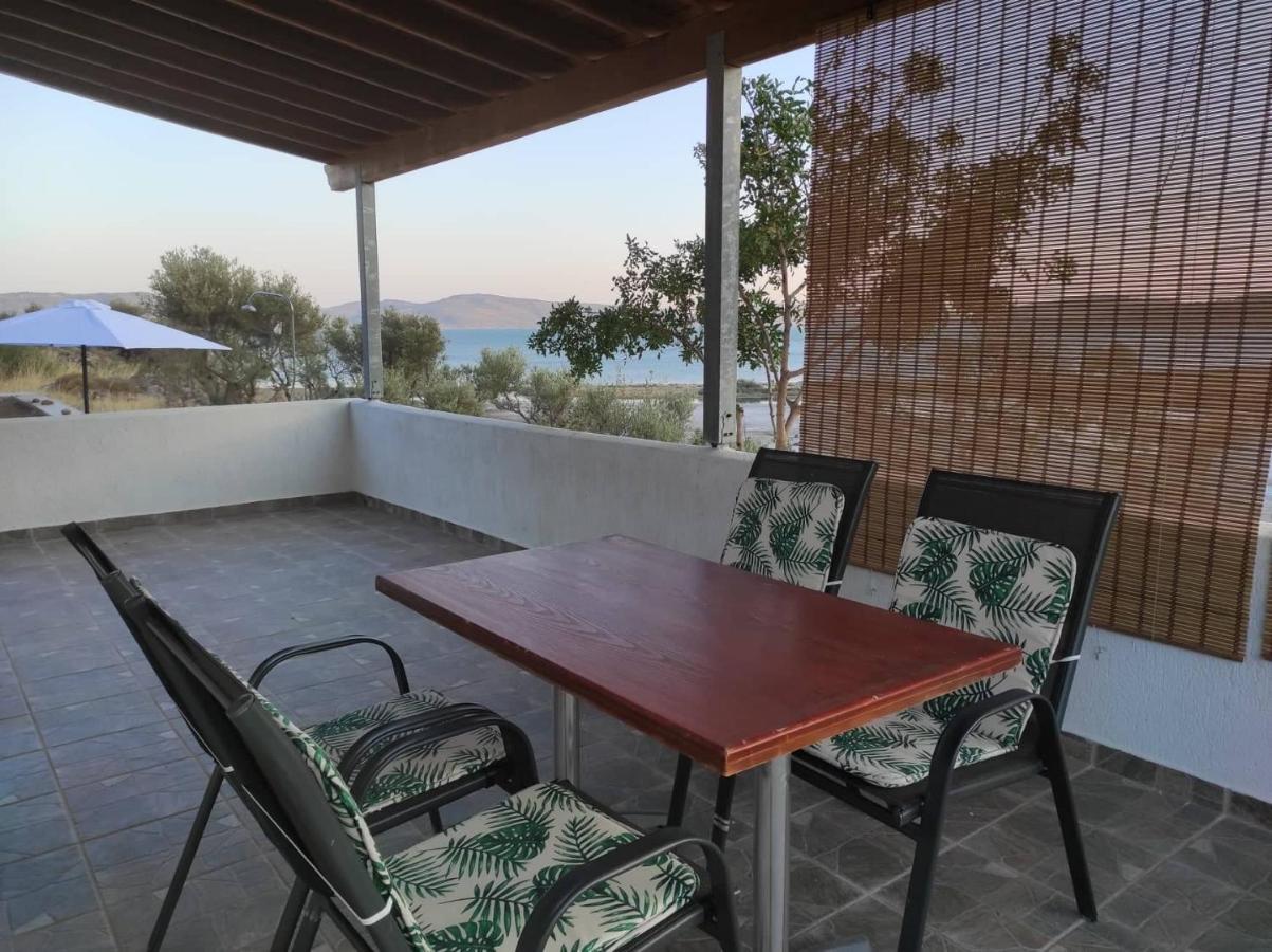 "Koukmos Beach" Greenspace Living - Private Sandy Beach Parákoila Buitenkant foto