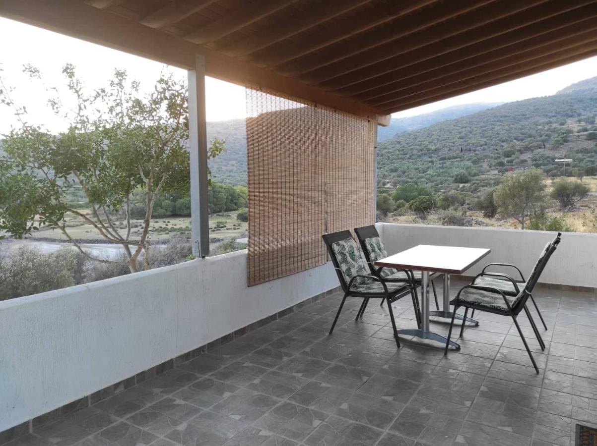 "Koukmos Beach" Greenspace Living - Private Sandy Beach Parákoila Buitenkant foto